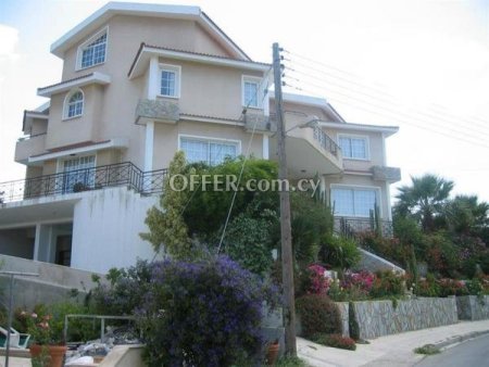 New For Sale €620,000 House 4 bedrooms, Detached Egkomi Nicosia - 11
