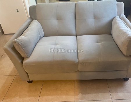 2 sofas excellent condition