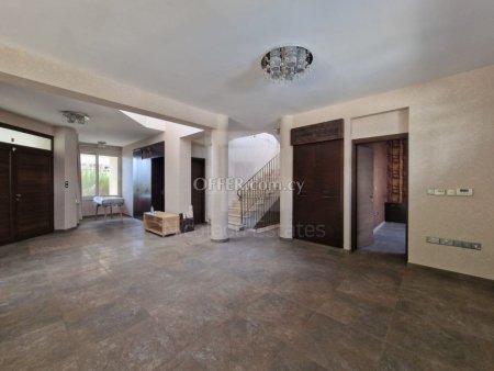 Six bedroom villa for rent in Panthea area of Limassol - 10