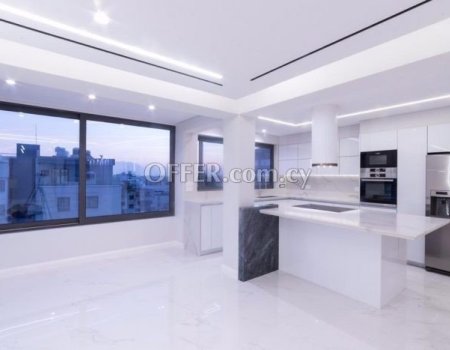 3 Bedroom Sea View Apartment in City Center