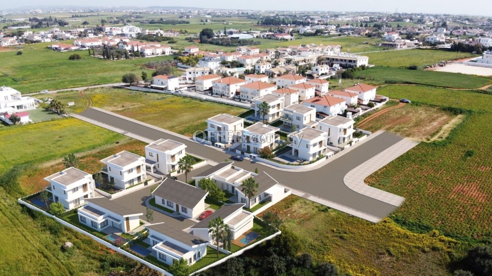 3 Bed Bungalow for Sale in Frenaros, Ammochostos - 8