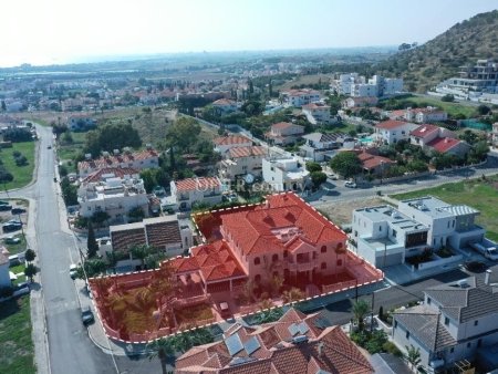 5 Bed Detached Villa for Sale in Oroklini, Larnaca