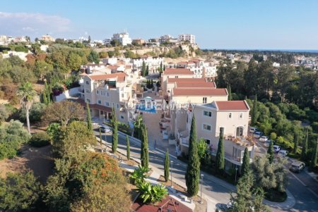 House For Sale in Kato Paphos - Universal, Paphos - DP2469