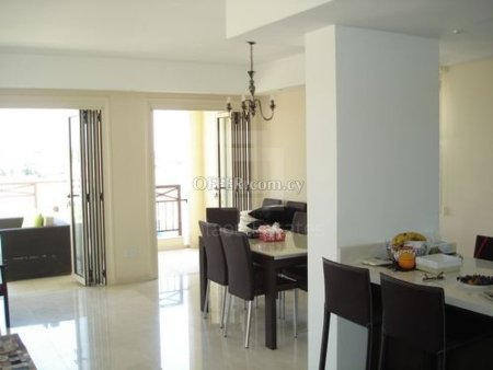 Three bedroom penthouse in Faneromeni close to the beach - 10
