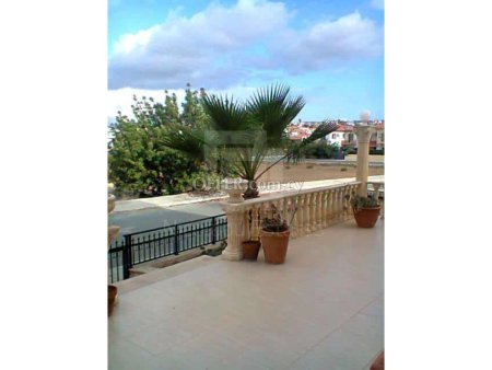Large four bedroom house with roof garden for rent in Kolossi - 1