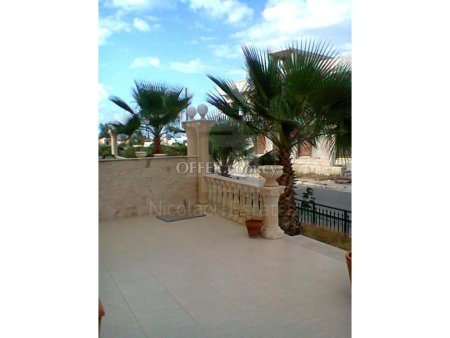 Large four bedroom house with roof garden for rent in Kolossi - 4
