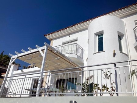 4-bedroom Detached Villa 172 sqm in Agios Tychonas - 2