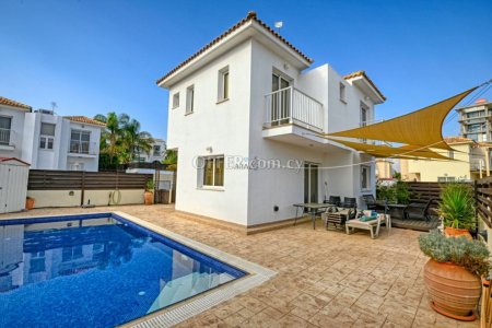 3 Bed Detached Villa for Sale in Protaras, Ammochostos - 1