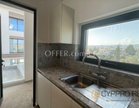 2 Bedroom Apartment near Crown Plaza Hotel - 5