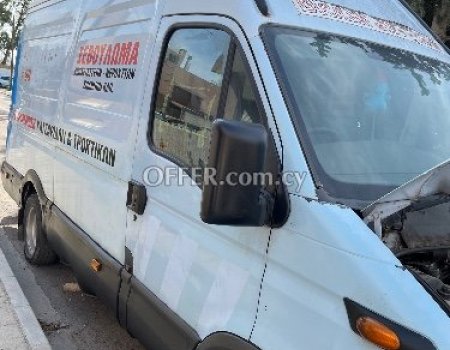 2012 Iveco 6.0L Diesel Manual Van/Minivan