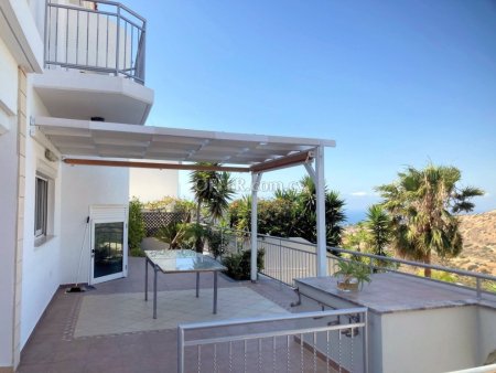 4-bedroom Detached Villa 172 sqm in Agios Tychonas - 6