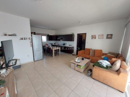 New For Sale €165,000 Apartment 2 bedrooms, Retiré, top floor, Aradippou Larnaca
