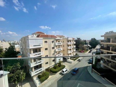 Stunning two bedroom apartment for rent in Limassol city center - 10