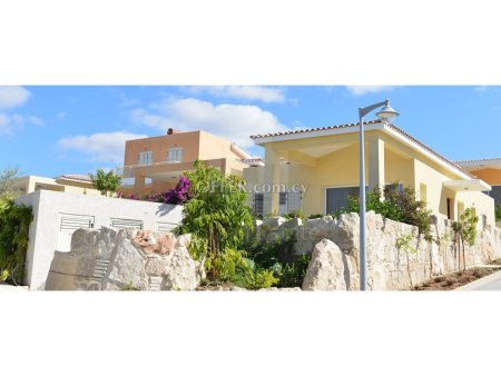 New three bedroom villa for sale in Chloraka area of Paphos - 8