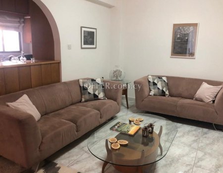 For Sale, Three-Bedroom Apartment in Agioi Omologites