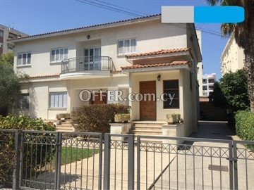 3 Bedroom Upper House  In Akropolis, Nicosia - 1