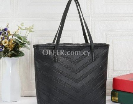 Minimalist Top Handle Tote Bag