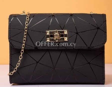 Mini Twist Lock Geometric Pattern Flap Square Shoulder Bag