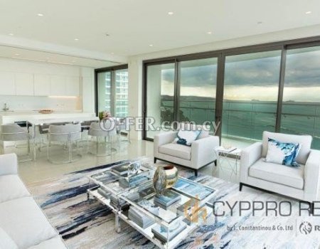 Luxury 4 Bedroom Penthouse in Del Mar - 1