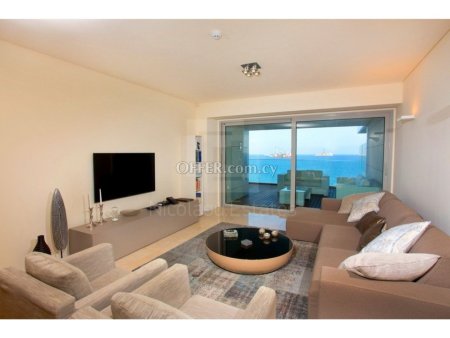 Exclusive seafront three bedroom apartment for sale in Neapolis area - 9