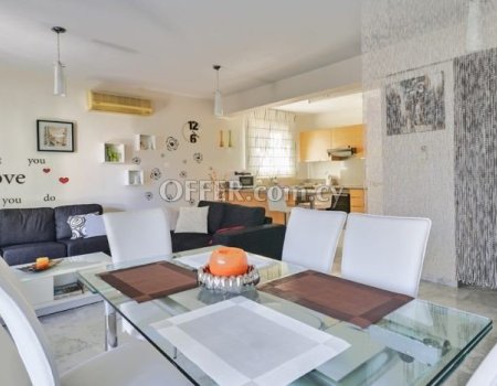 2 Bedroom Apartment in Agios Tychonas - 9