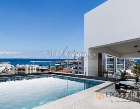 3 Bedroom Penthouse with Pool close to the New Port