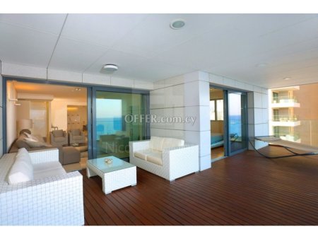 Exclusive seafront three bedroom apartment for sale in Neapolis area - 5