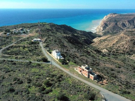 4-bedroom Detached Villa 300 sqm in Pissouri - 2