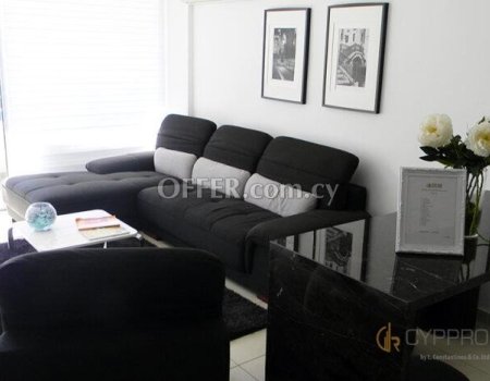 1 Bedroom Sea View Apartment in Tourist Area - 9