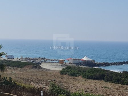 Large seafront six bedroom house for rent in Zygi area - 2