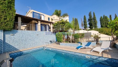 5 Bedroom Villa For Rent in Limassol