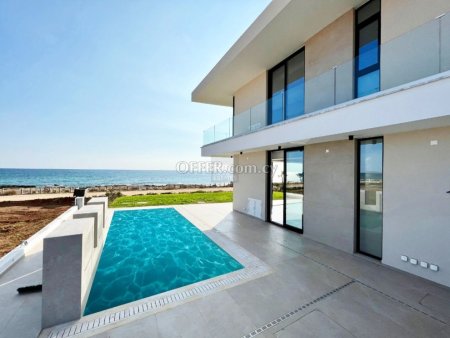 Supreme Beachfront Villa