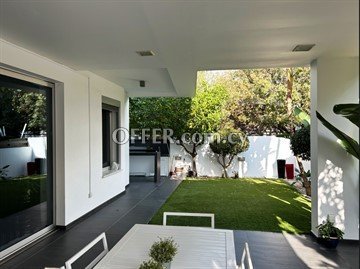 In Excellent Condition 4 Bedroom Modern House  In Lakatamia, Nicosia - 2