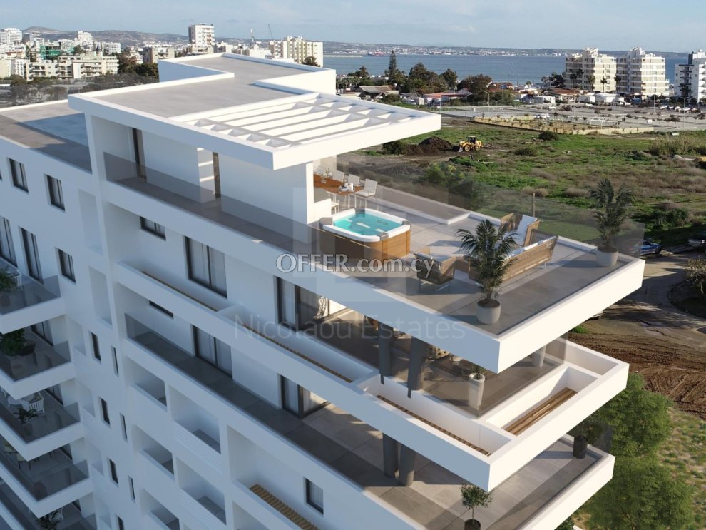 New three plus two bedroom Penthouse for sale in Mackenzy area Larnaca - 4