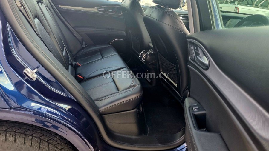 2018 Alfa Romeo Stelvio 2.0L Petrol Automatic SUV - 6