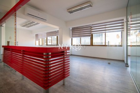 100 sqm office space unfurnished - 1