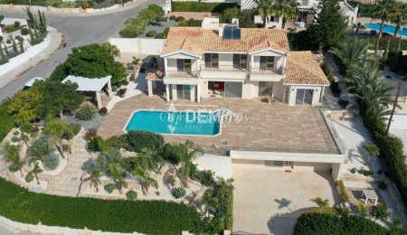 Villa For Rent in Peyia - Sea Caves, Paphos - DP2490 - 11