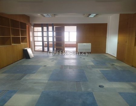Commercial Whole floor office 487m2 for sale with Raised floors