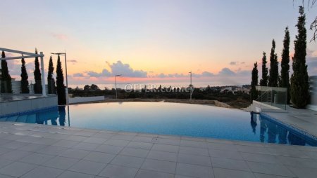 Resale Modern Large Villa with Sea Views in Sea Caves - 11