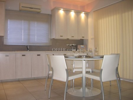 3-bedroom Semi-detached Villa 245 sqm in Larnaca (Town) - 5