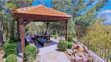  3 BEDROOM HOUSE IN MONIATIS, LIMASSOL - WITH AN AMAZING VIEW