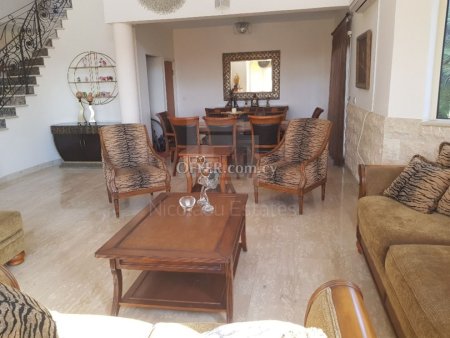 Three bedroom house with private swimming pool for rent in Panthea area of Limassol - 9