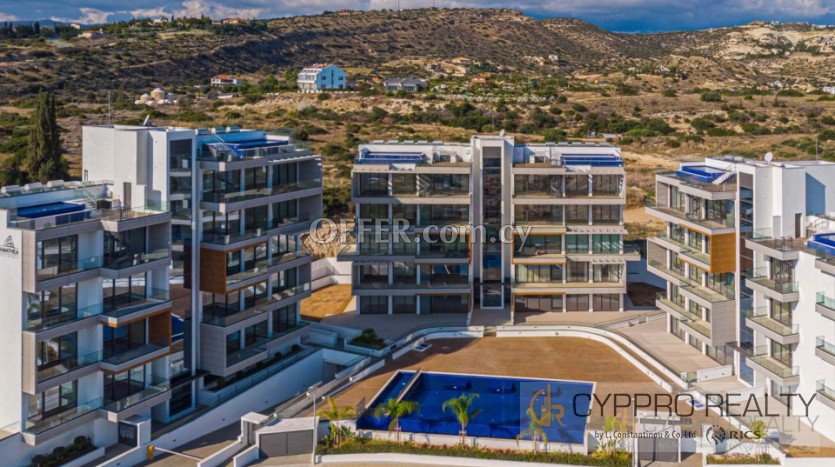 3 Bedroom Apartment in Agios Tychonas - 2