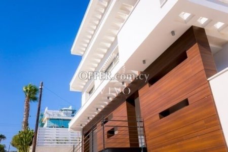 MODERN 2-BEDROOM DUPLEX APARTMENT WITH COMMUNAL ROOF TERRACE IN GERMASOGEIA AREA - 1