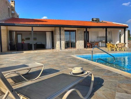 Luxury three bedroom Detached villa for sale in Maroni village Larnaca - 10