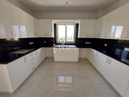 Villa For Sale in Kissonerga, Paphos - DP2504 - 8
