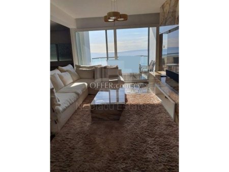 Exclusive 3 bedroom apartment on the seafront opposite Molos - 6