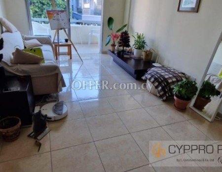 2 Bedroom Apartment in Neapoli