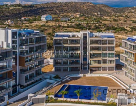 3 Bedroom Apartment in Agios Tychonas - 2