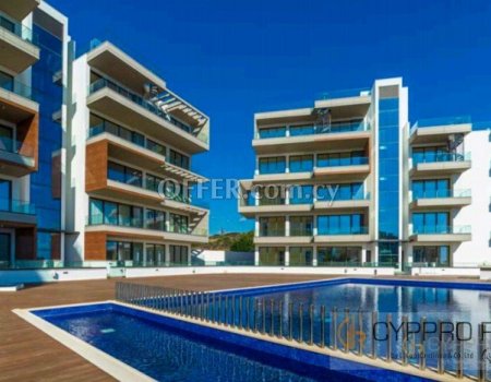 3 Bedroom Apartment in Agios Tychonas - 1